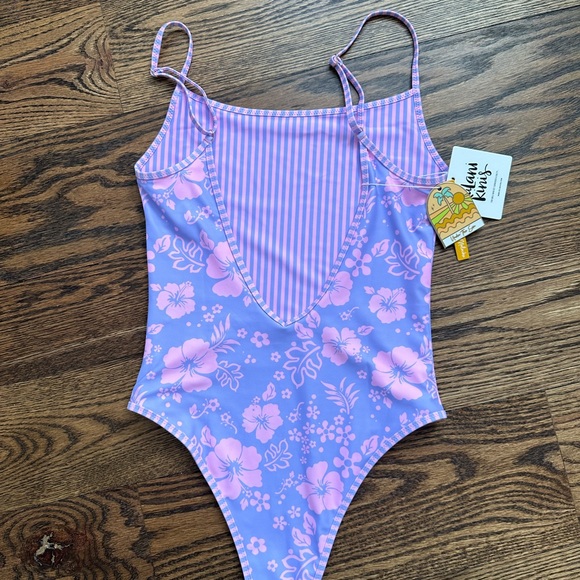 Kulani Kinis Cheeky one piece NWT swimsuit purple pink hibiscus flora Size S - Picture 5 of 9